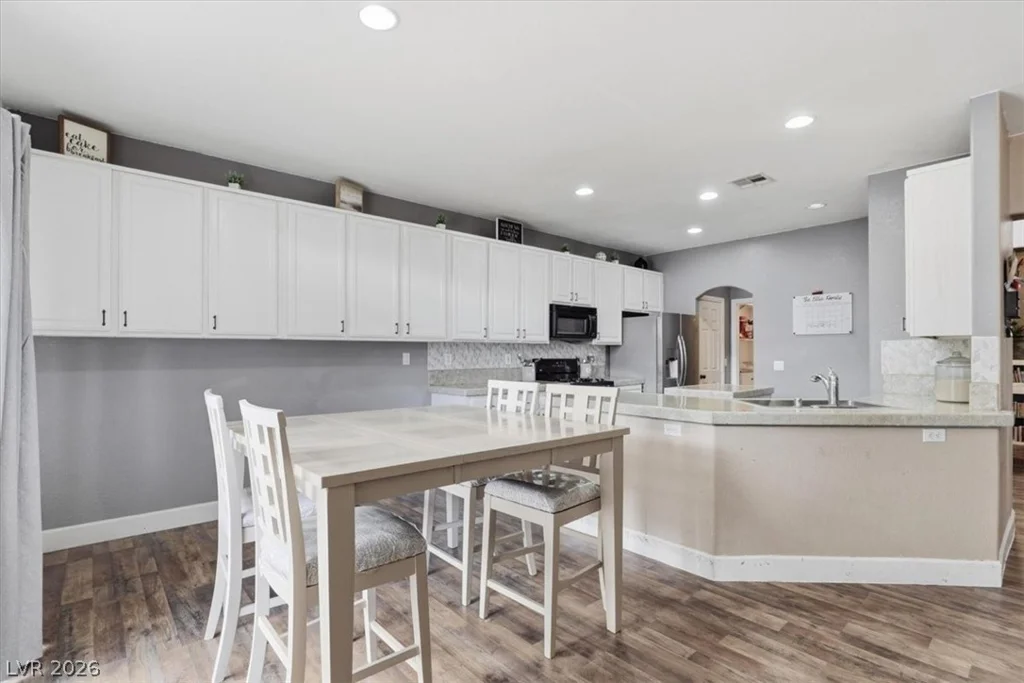 8641 Vivid Violet, Las Vegas, NV 89143