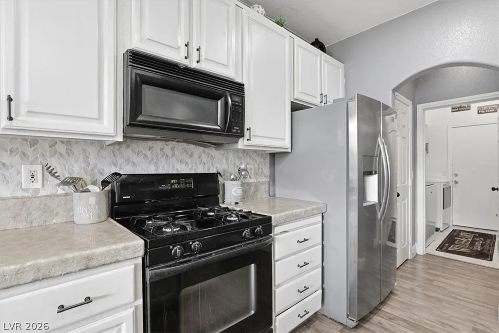 8641 Vivid Violet, Las Vegas, NV 89143