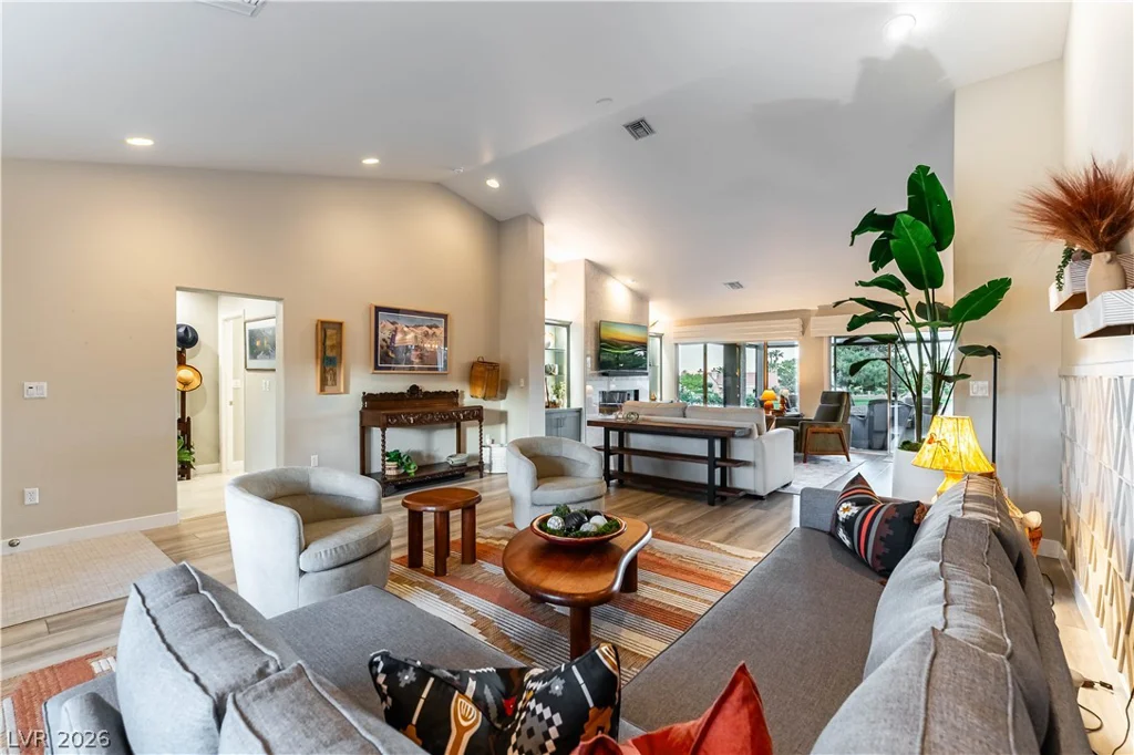 2716 Tumble Brook, Las Vegas, NV 89134
