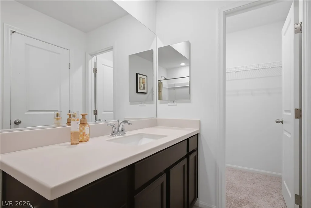 10464 Rose Palisade, Las Vegas, NV 89141