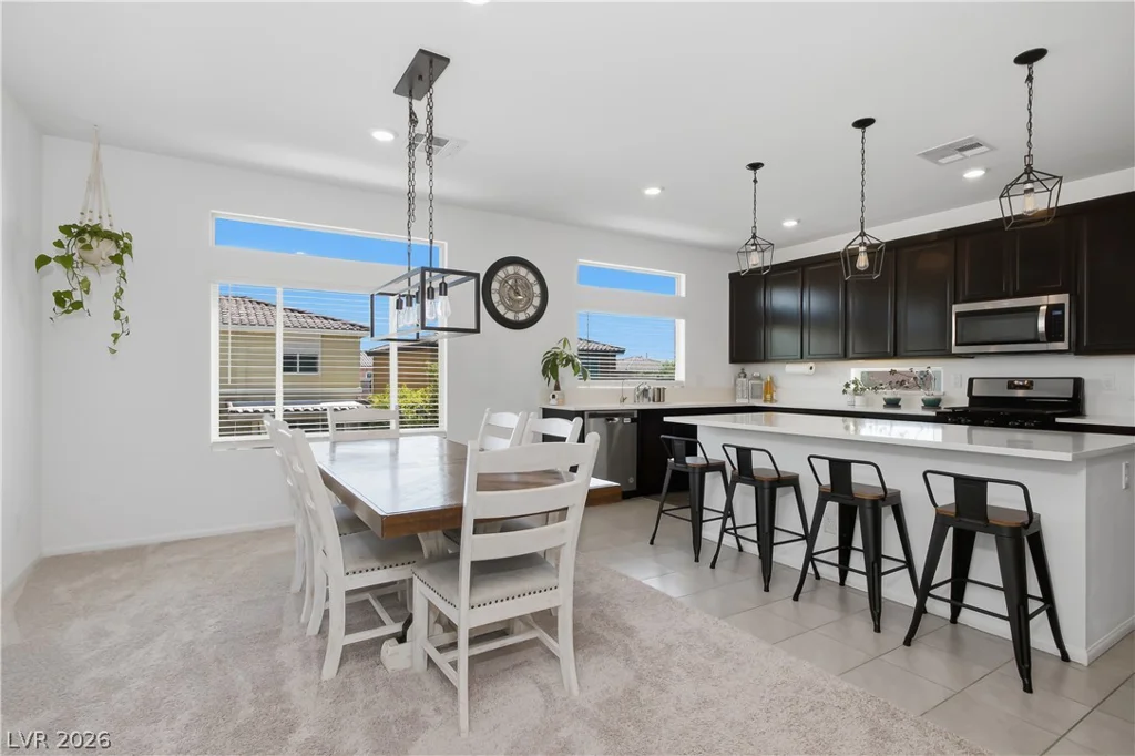 10464 Rose Palisade, Las Vegas, NV 89141