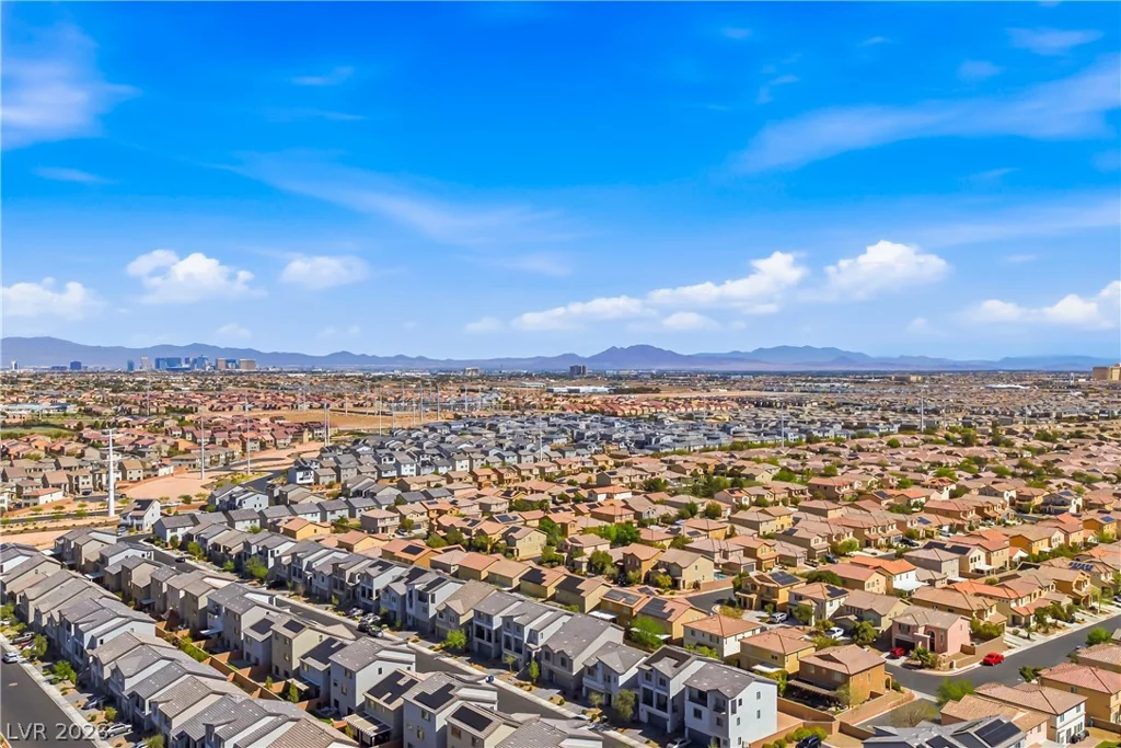 10464 Rose Palisade, Las Vegas, NV 89141