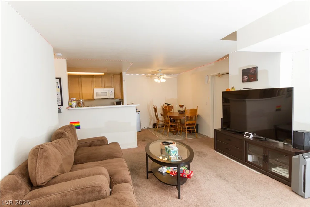 4861 Torrey Pines, Las Vegas, NV 89103