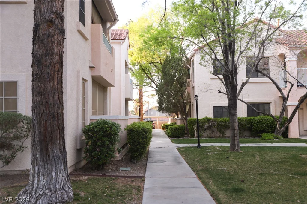 4861 Torrey Pines, Las Vegas, NV 89103