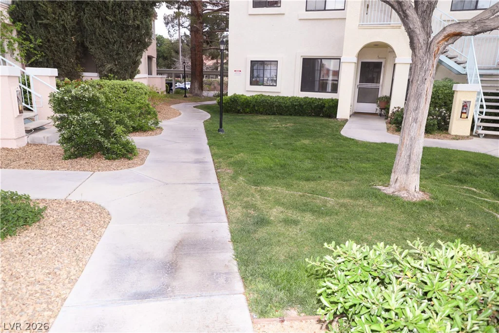 4861 Torrey Pines, Las Vegas, NV 89103