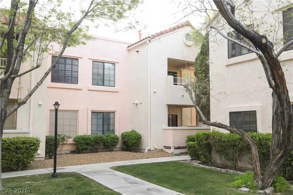 4861 Torrey Pines, Las Vegas, NV 89103