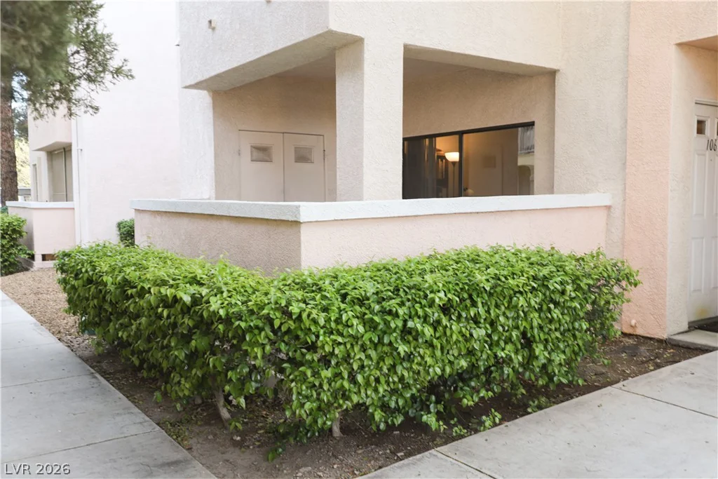 4861 Torrey Pines, Las Vegas, NV 89103