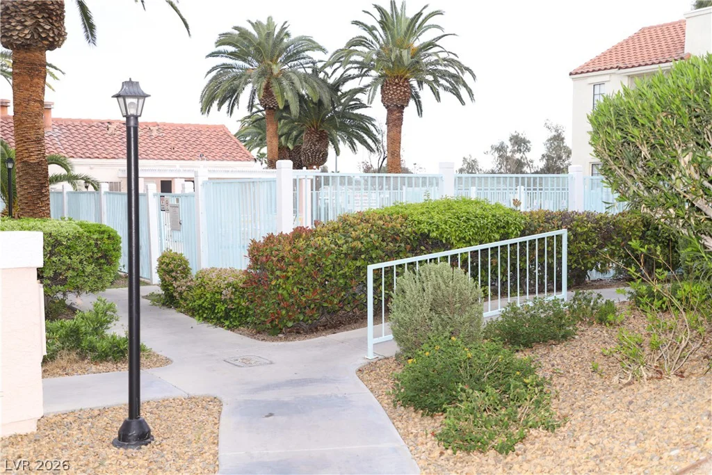 4861 Torrey Pines, Las Vegas, NV 89103