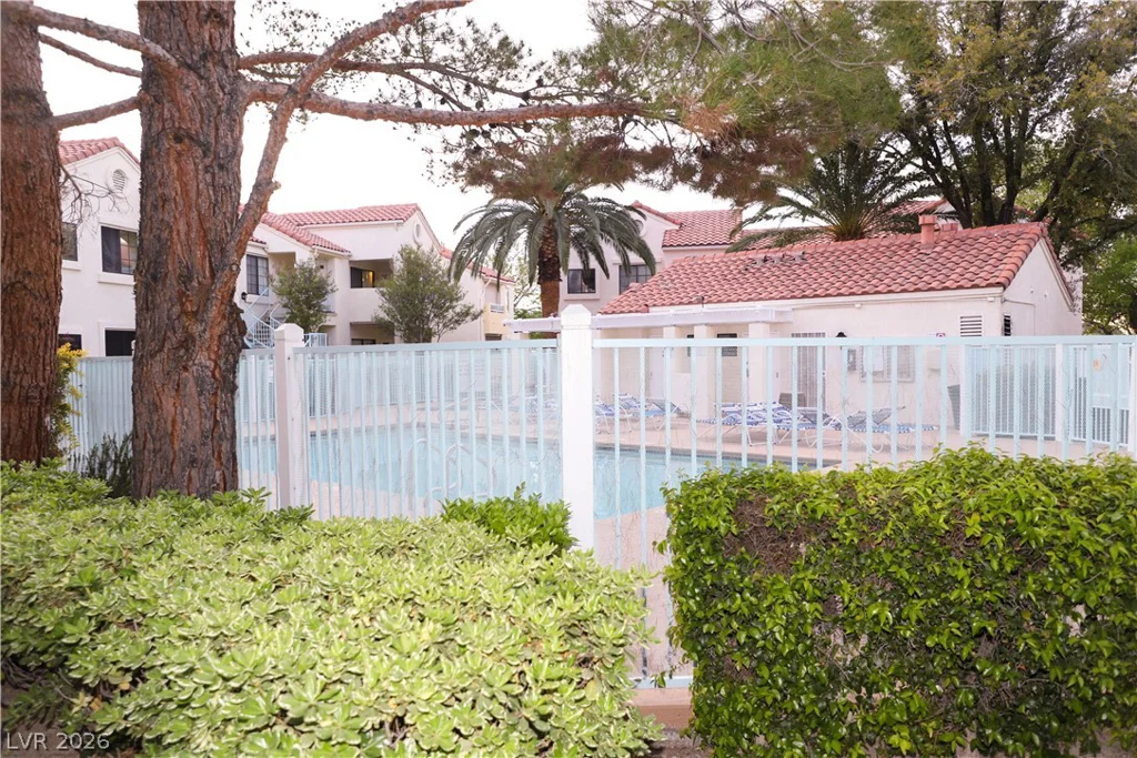 4861 Torrey Pines, Las Vegas, NV 89103