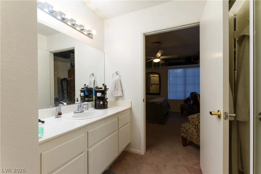 4861 Torrey Pines, Las Vegas, NV 89103