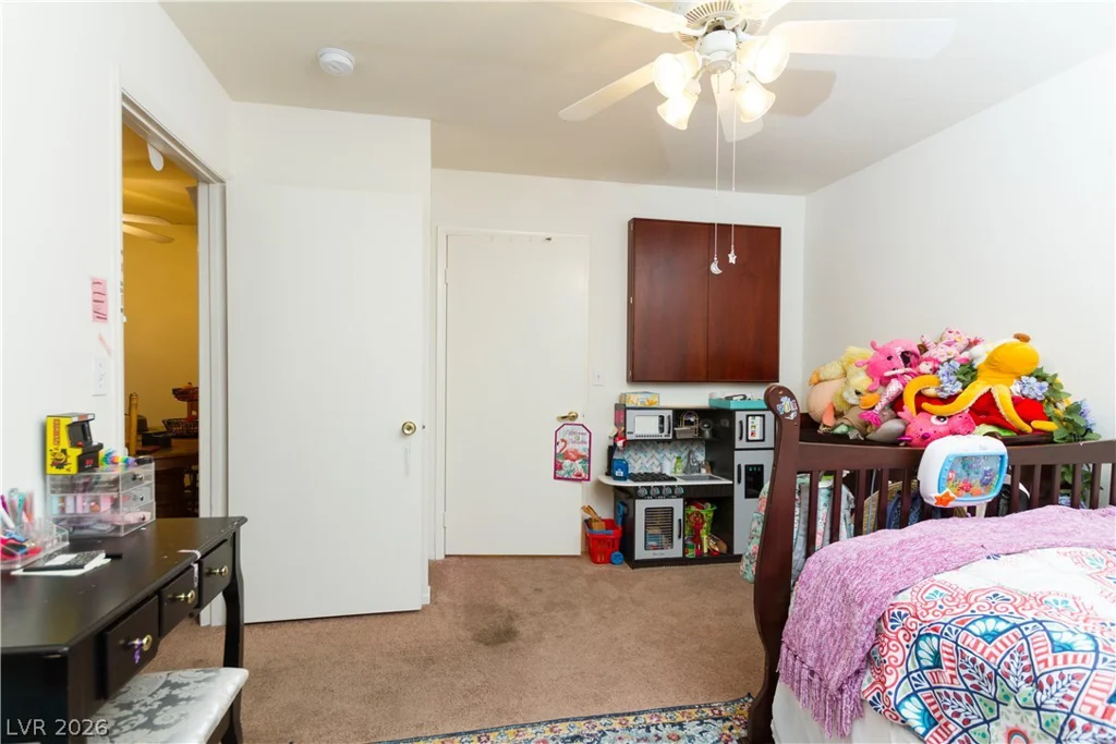 4861 Torrey Pines, Las Vegas, NV 89103