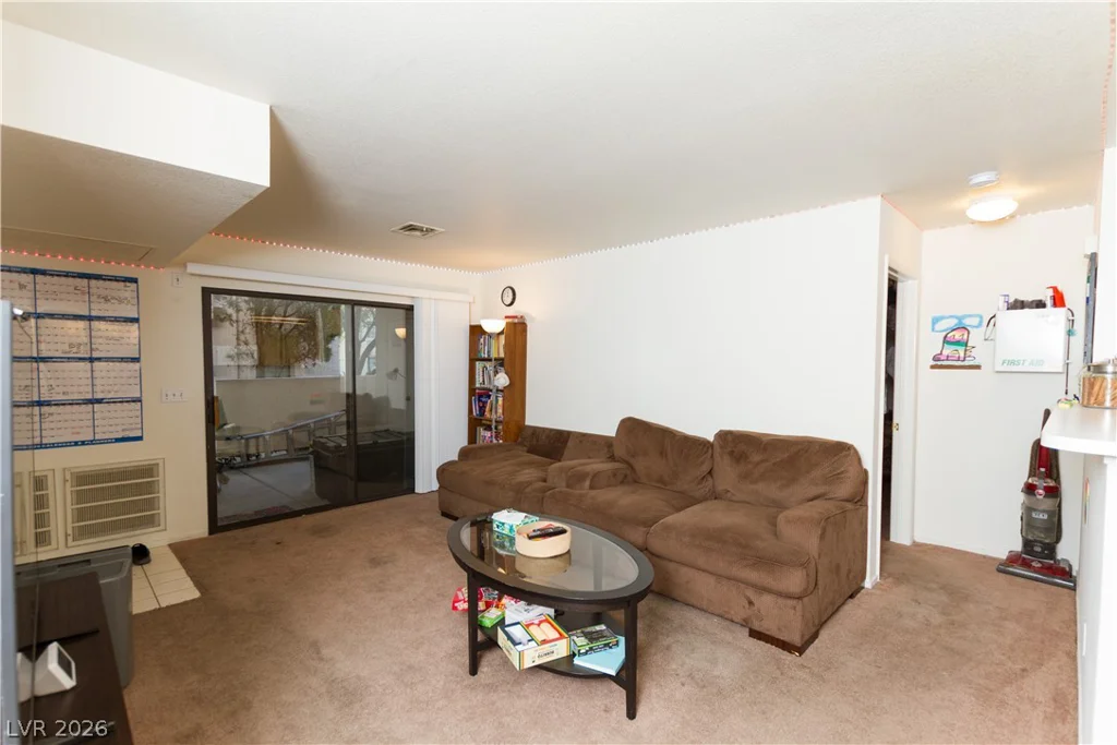 4861 Torrey Pines, Las Vegas, NV 89103