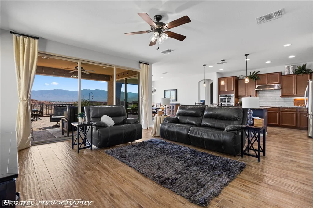 1262 Serenity Ridge, Mesquite, NV 89034