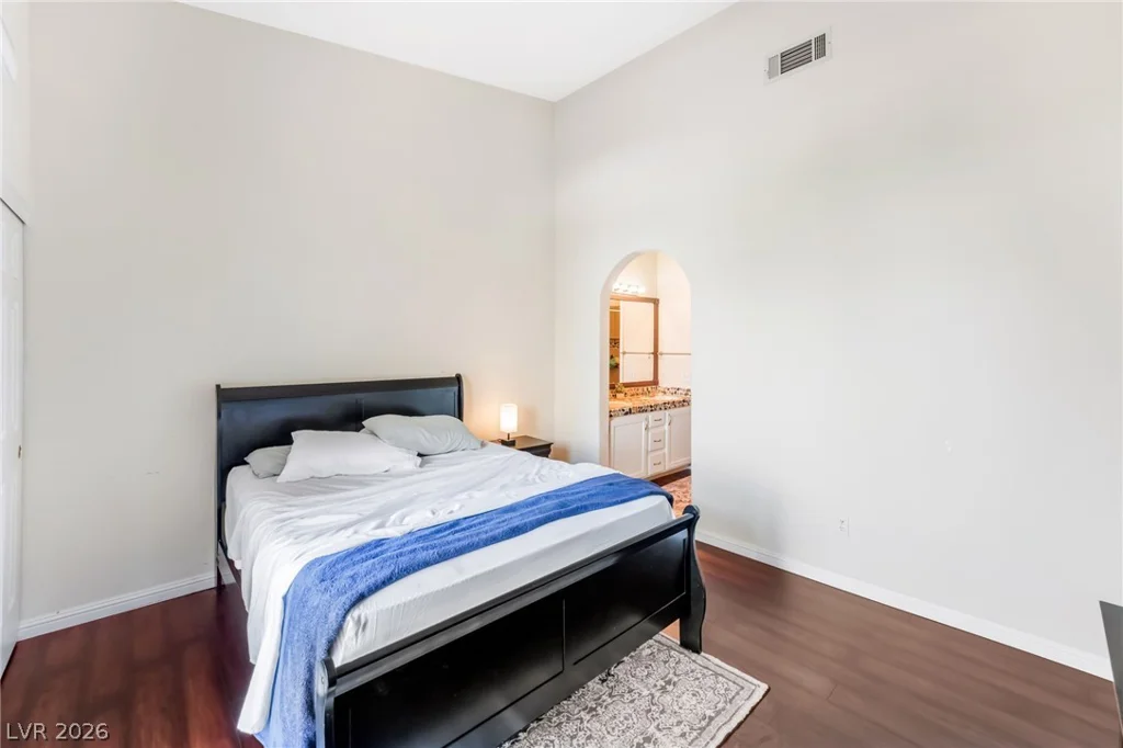 900 Heavenly Hills, Las Vegas, NV 89145