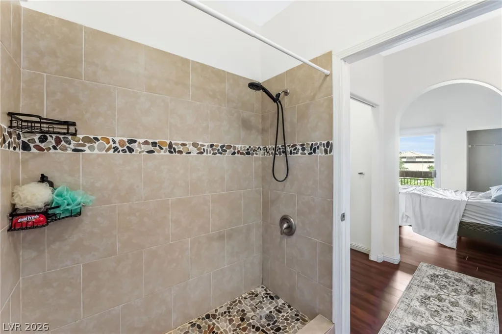 900 Heavenly Hills, Las Vegas, NV 89145