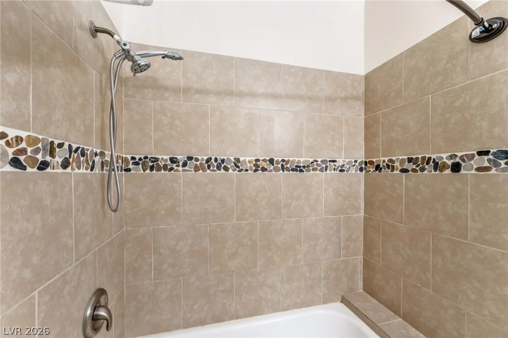 900 Heavenly Hills, Las Vegas, NV 89145