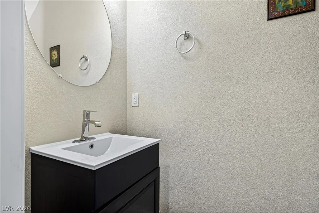 8796 Salvestrin Point, Las Vegas, NV 89148