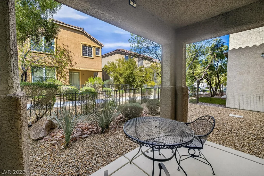 8796 Salvestrin Point, Las Vegas, NV 89148