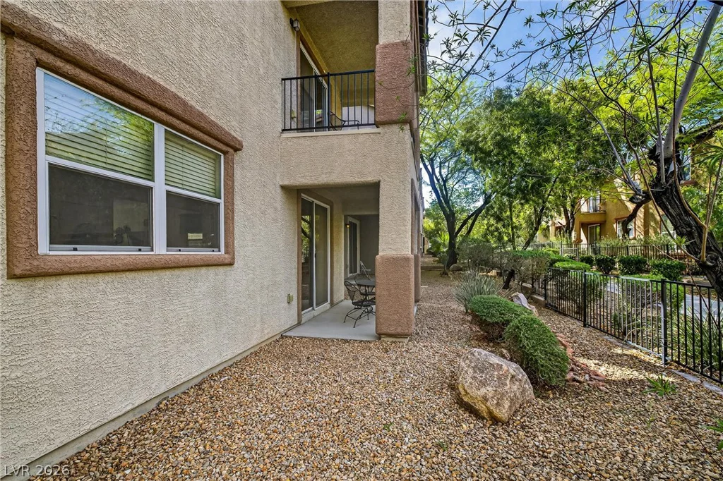 8796 Salvestrin Point, Las Vegas, NV 89148