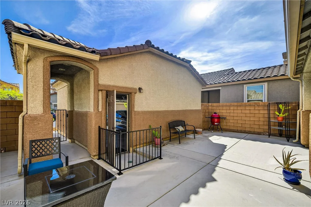 8796 Salvestrin Point, Las Vegas, NV 89148