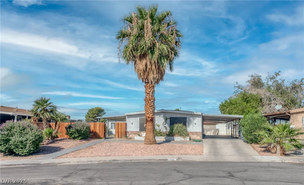 111 Sir Arthur, Las Vegas, NV 89110