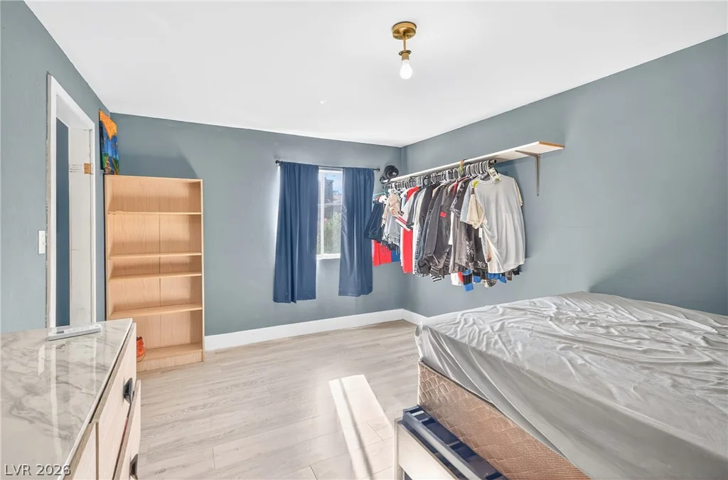 111 Sir Arthur, Las Vegas, NV 89110