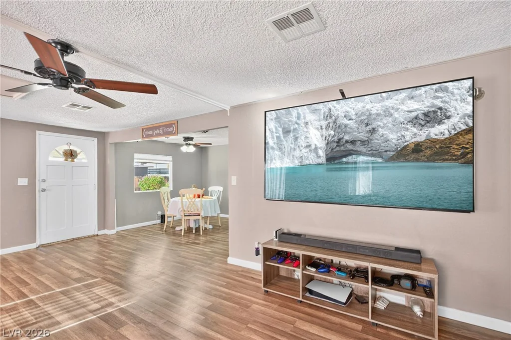 111 Sir Arthur, Las Vegas, NV 89110