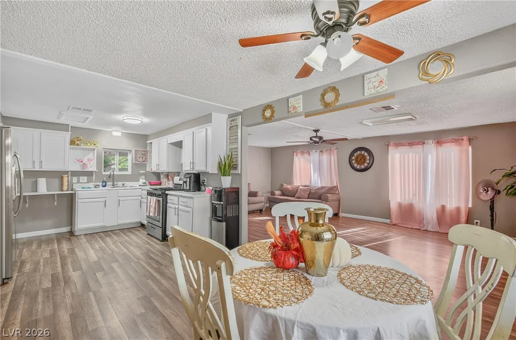 111 Sir Arthur, Las Vegas, NV 89110