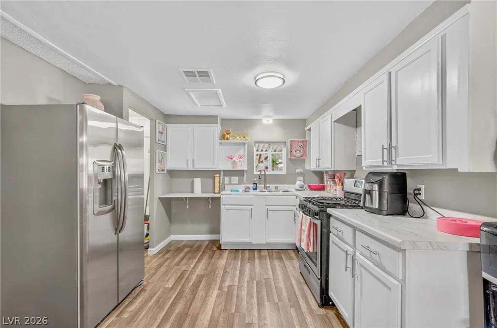 111 Sir Arthur, Las Vegas, NV 89110