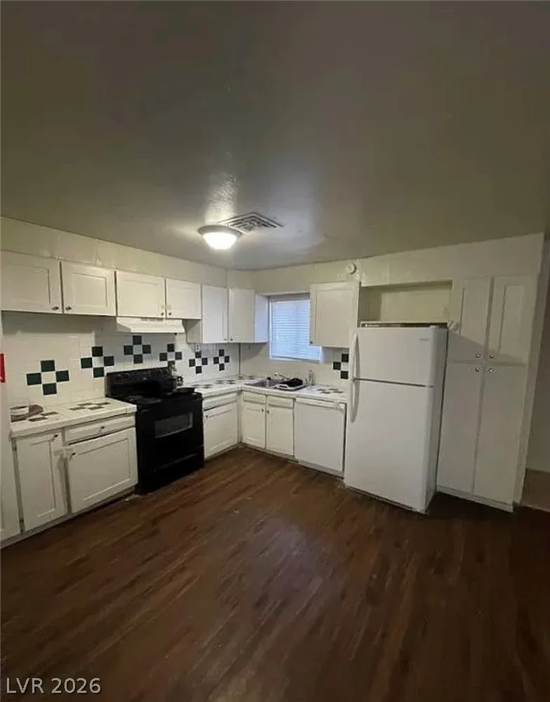 4341 San Mateo, North Las Vegas, NV 89032