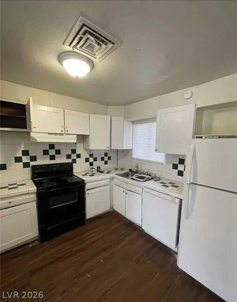 4341 San Mateo, North Las Vegas, NV 89032