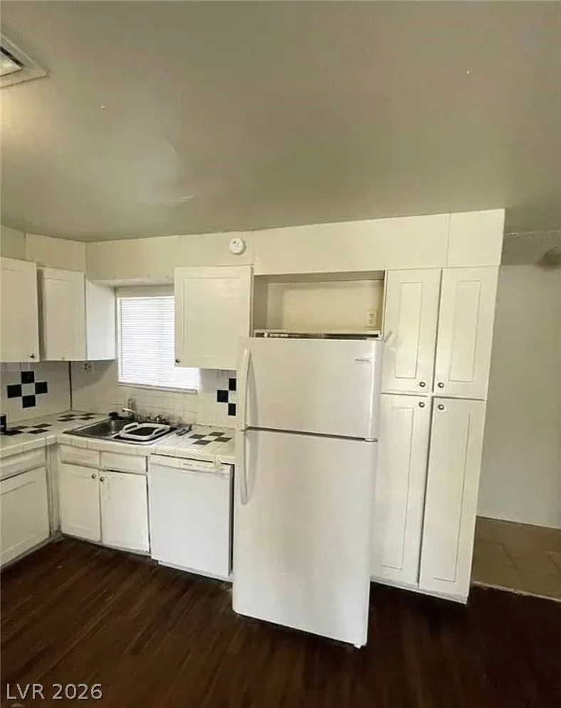 4341 San Mateo, North Las Vegas, NV 89032