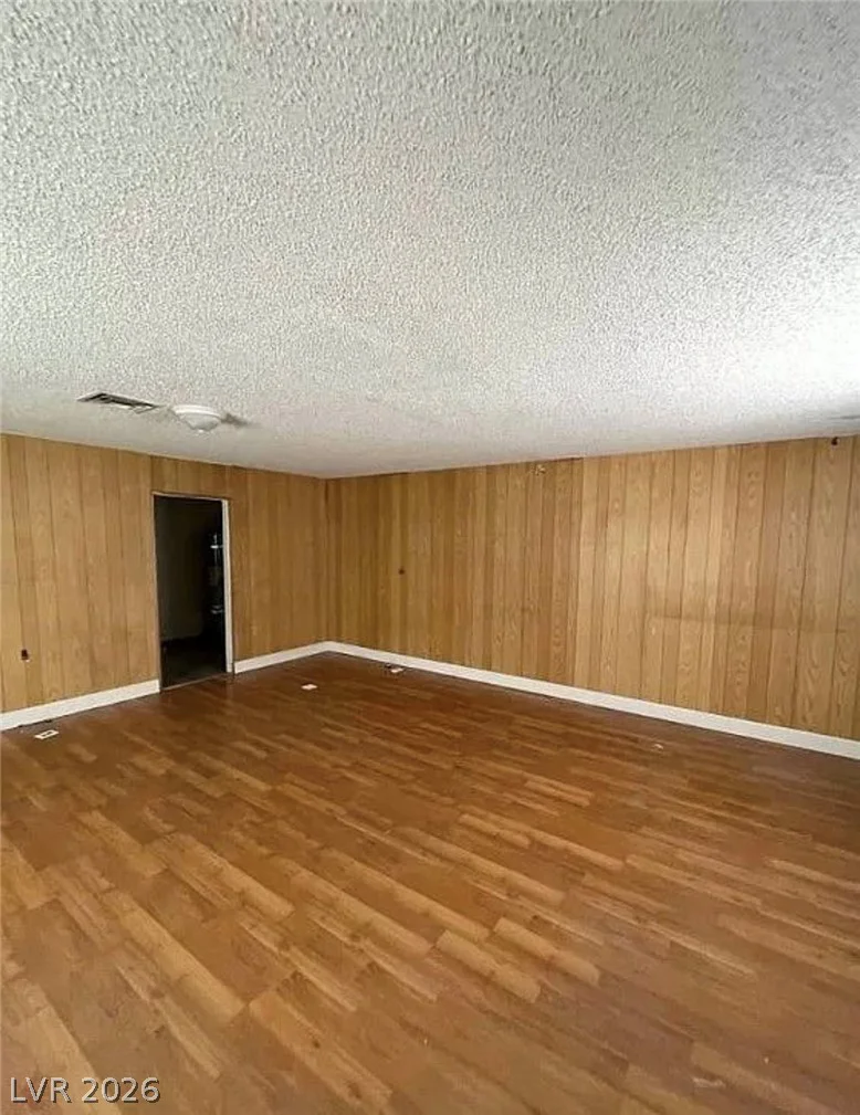 4341 San Mateo, North Las Vegas, NV 89032
