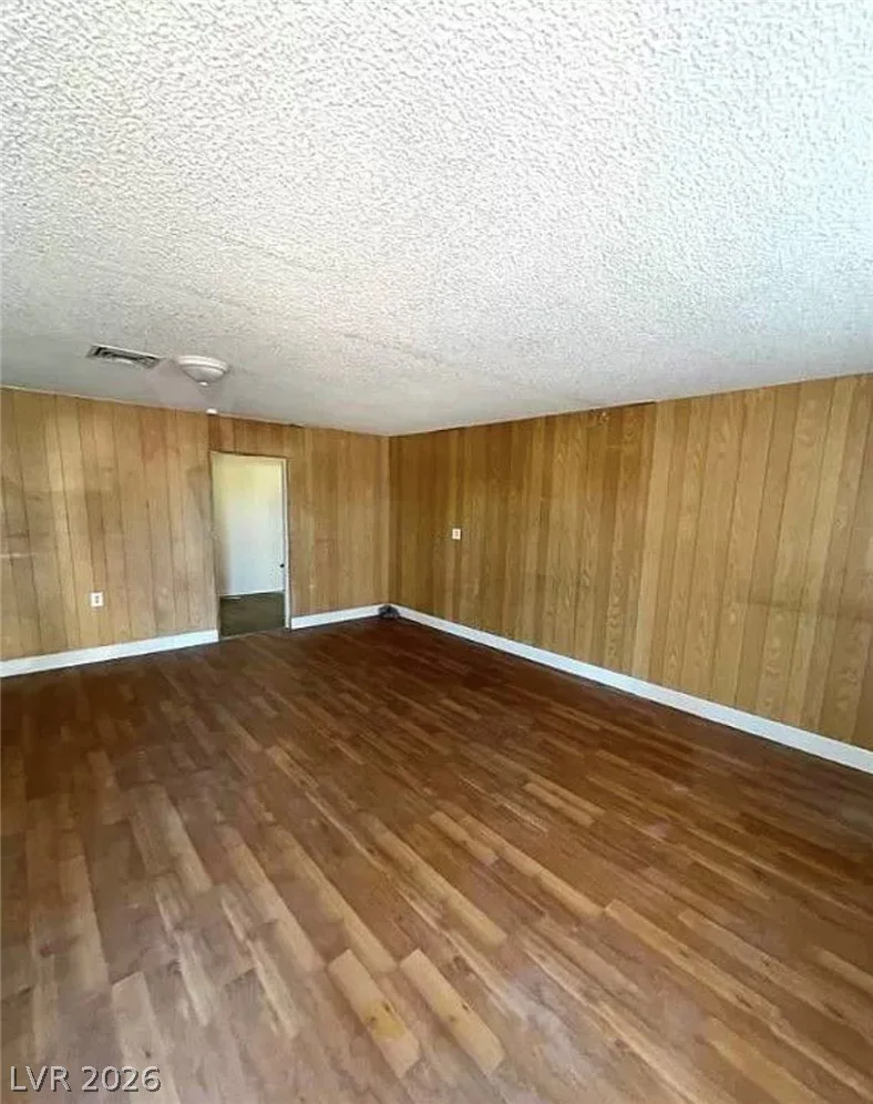 4341 San Mateo, North Las Vegas, NV 89032
