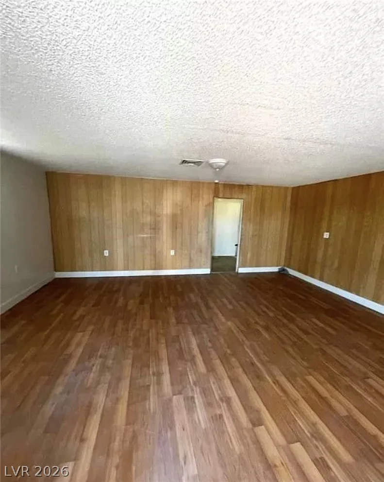 4341 San Mateo, North Las Vegas, NV 89032
