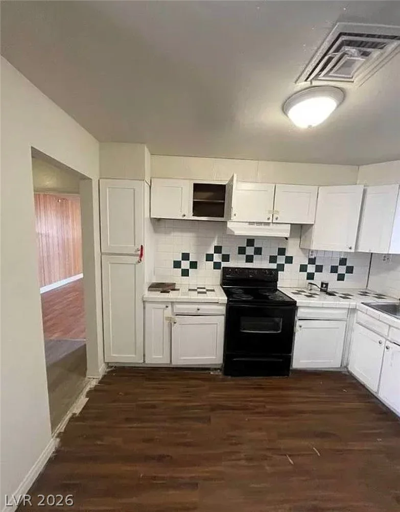4341 San Mateo, North Las Vegas, NV 89032