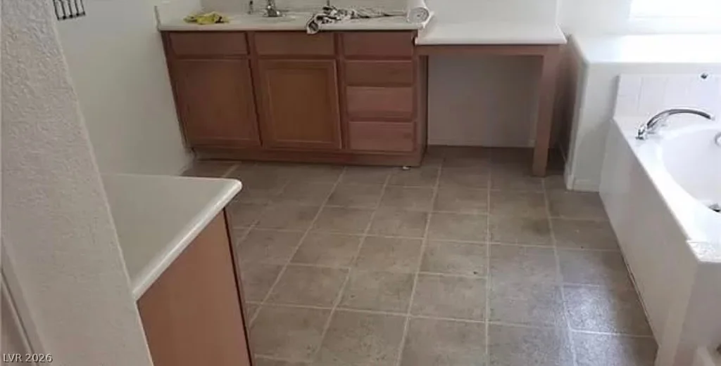 6541 Chinatown, Las Vegas, NV 89166
