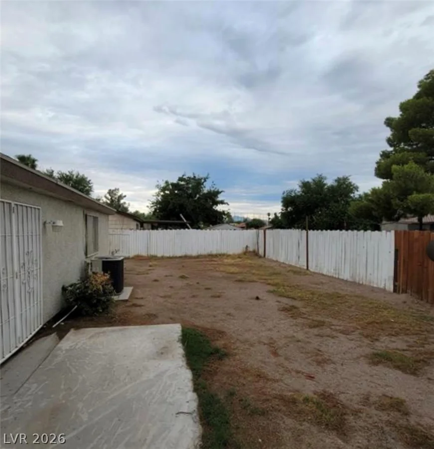3908 Montebello, Las Vegas, NV 89110