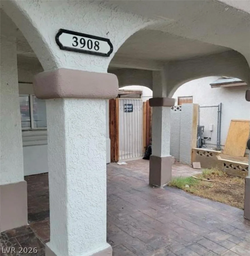 3908 Montebello, Las Vegas, NV 89110