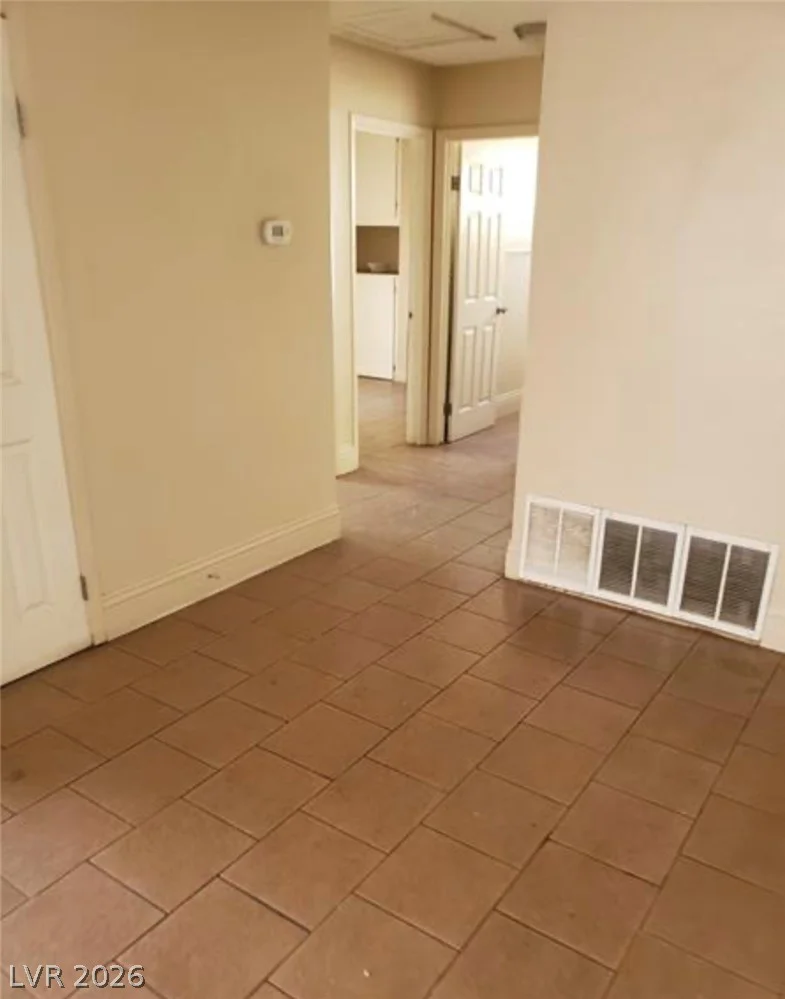 3908 Montebello, Las Vegas, NV 89110