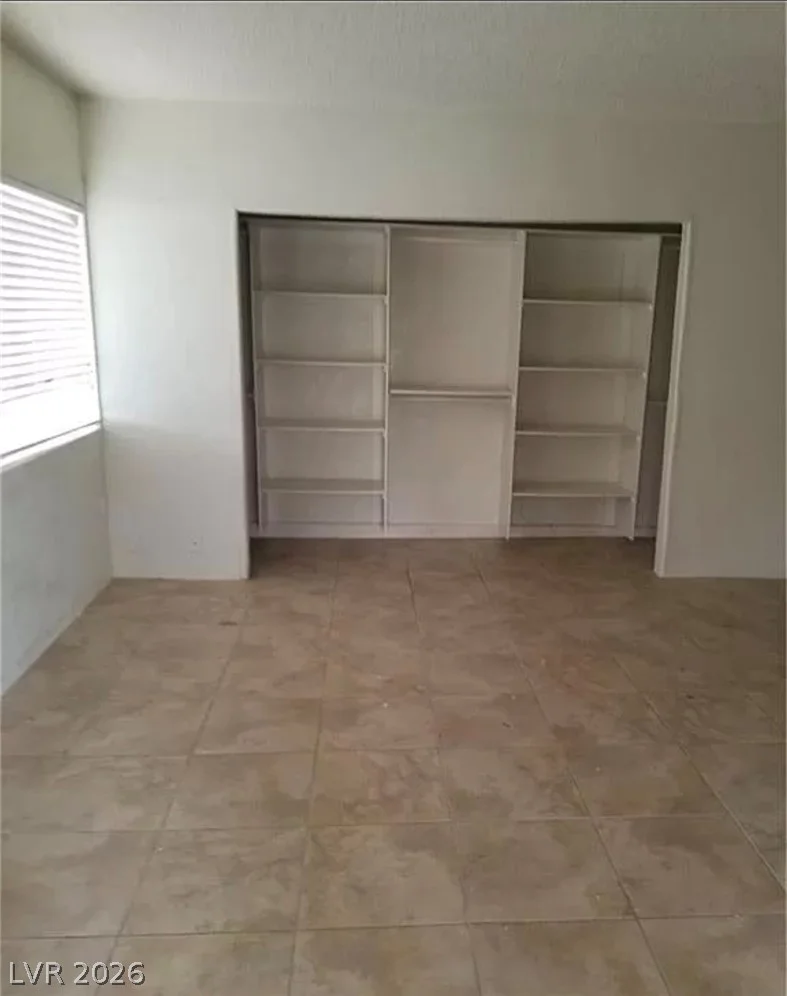 1936 ST Lawrence, Las Vegas, NV 89108