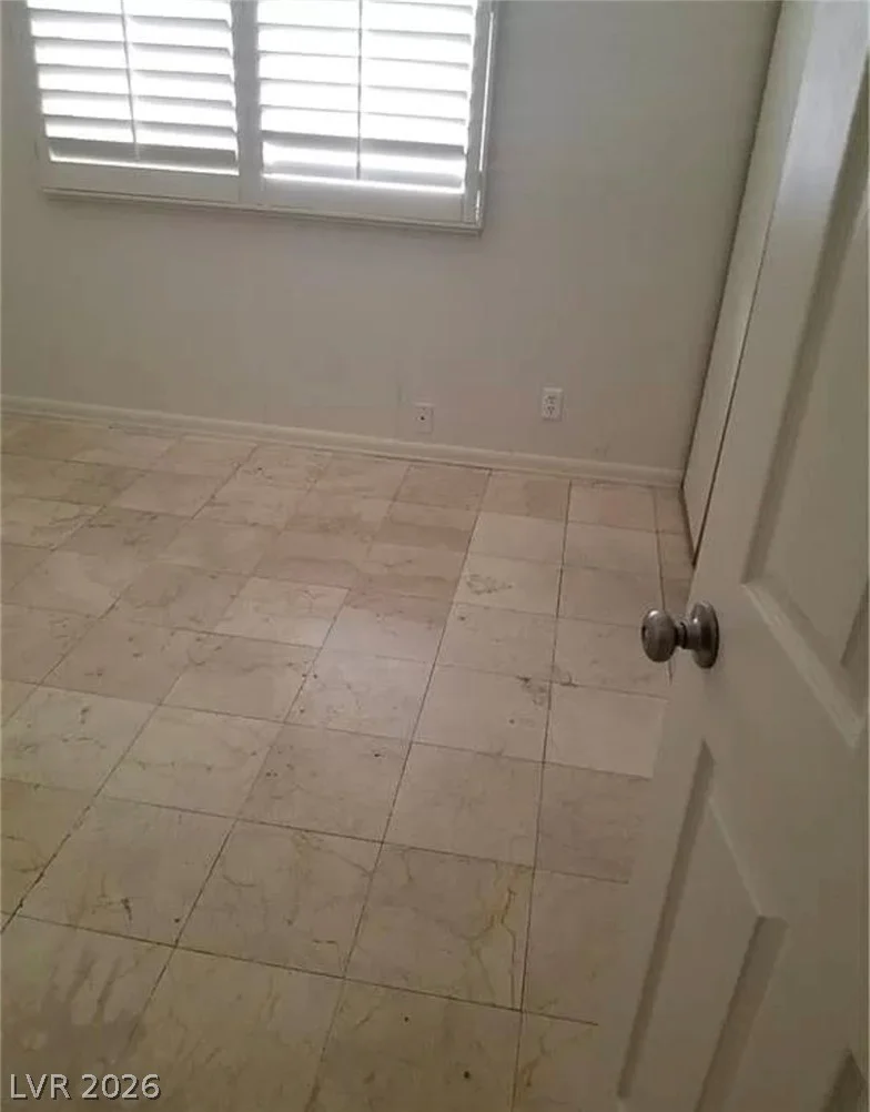 1936 ST Lawrence, Las Vegas, NV 89108