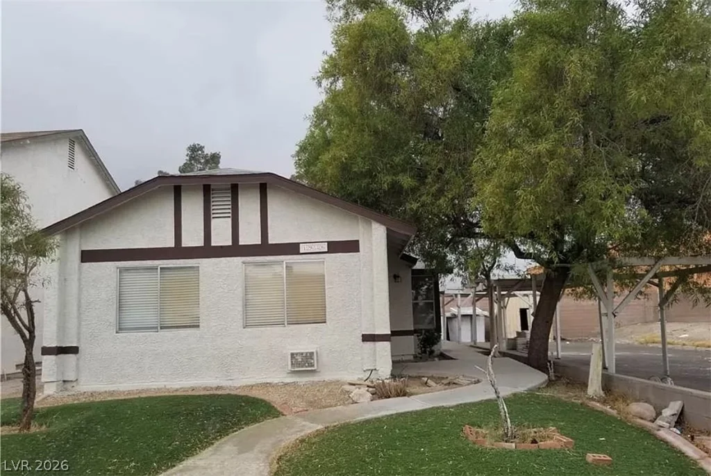1936 ST Lawrence, Las Vegas, NV 89108