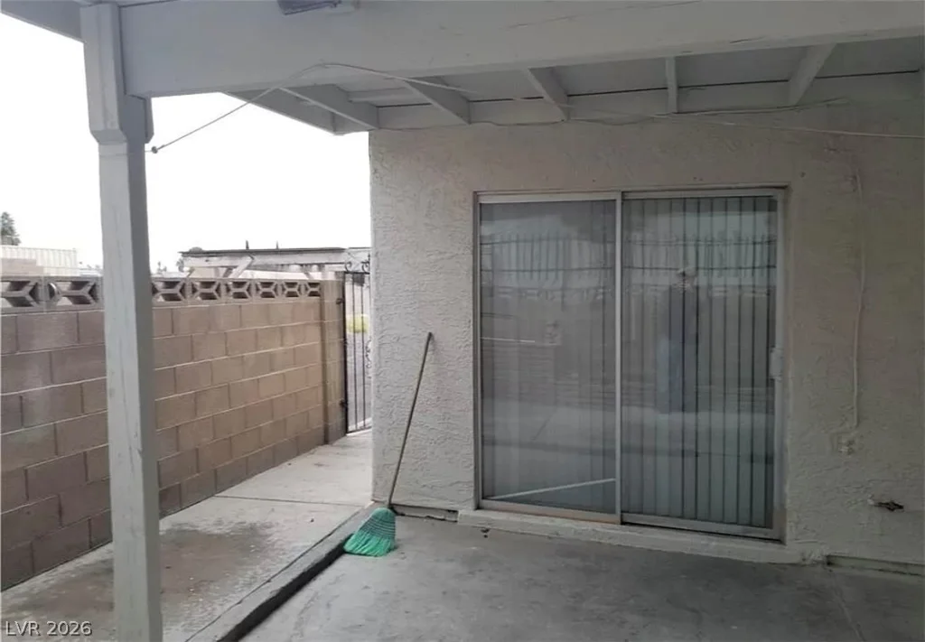 1936 ST Lawrence, Las Vegas, NV 89108