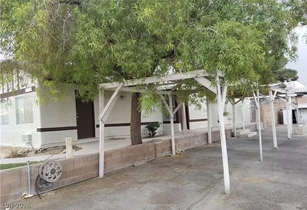 1936 ST Lawrence, Las Vegas, NV 89108