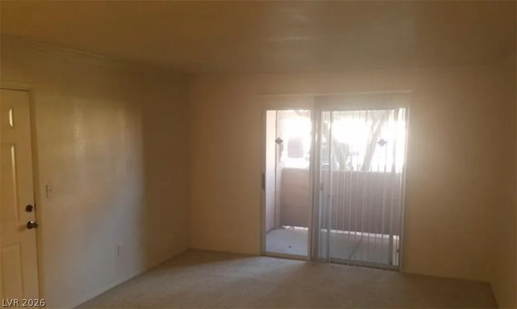 8101 Flamingo, Las Vegas, NV 89147