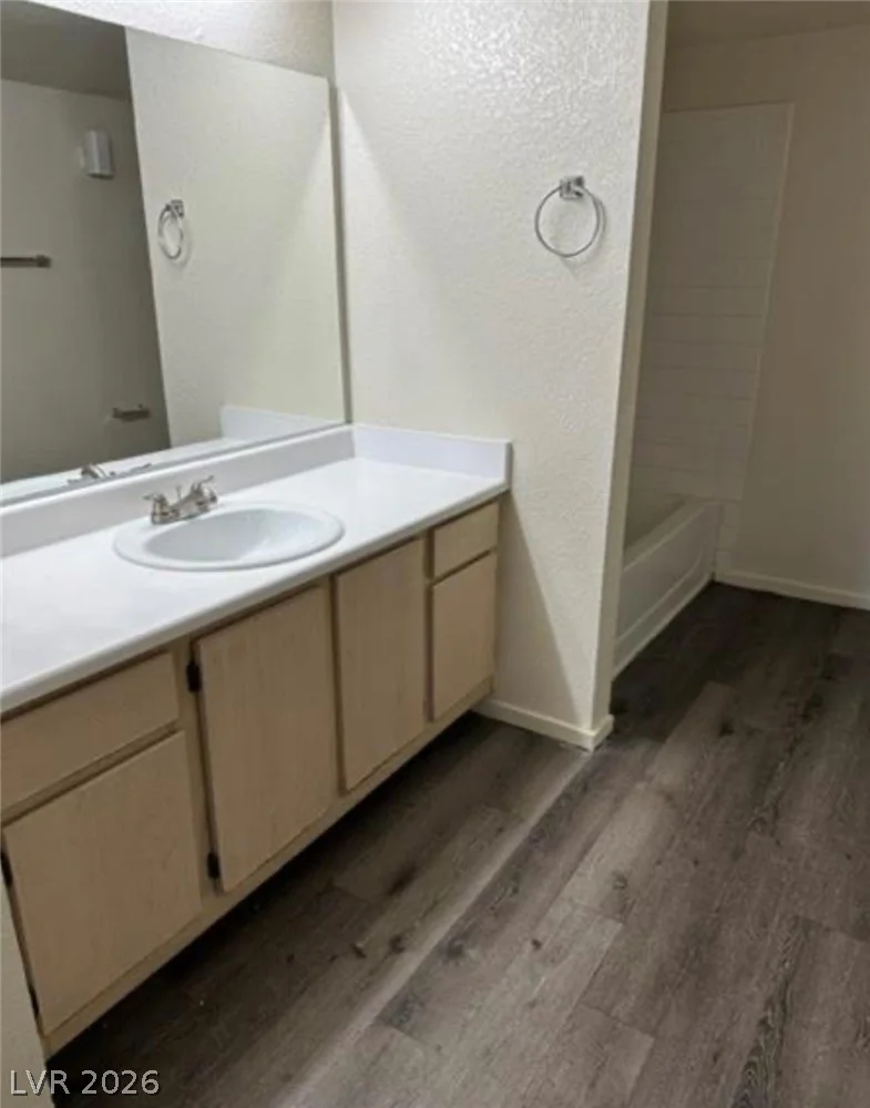 8101 Flamingo, Las Vegas, NV 89147