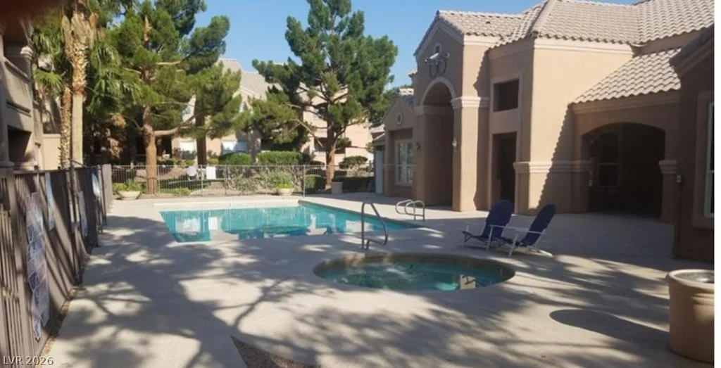8101 Flamingo, Las Vegas, NV 89147