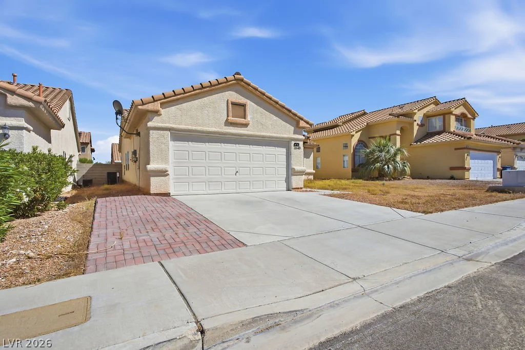 3340 Campbell, Las Vegas, NV 89129