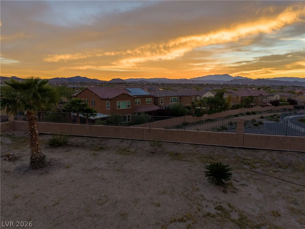 2943 Ainslie Lake, Henderson, NV 89044